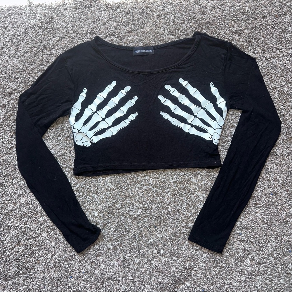 Pretty Little Thing Black Skeleton Hands Long Sleeve Crop Top Halloween Size XS